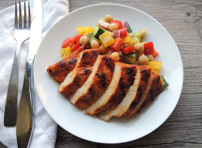 smoked-paprika-chicken-breasts-with-mediterranean-chopped-salad