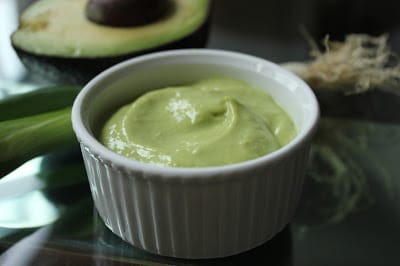avocado-dressing-for-california-salad-with-roasted-chicken