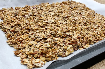 vegan-maple-cinnamon-granola-with-chia-seeds-step-5