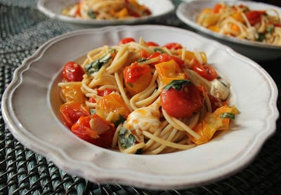 spaghetti-with-cherry-tomato-sauce-mozzarella-and-basil-1