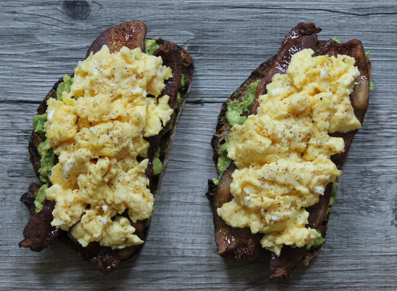Avocado-Toast-with-spicy-maple-bacon-and-scrambled-eggs-1