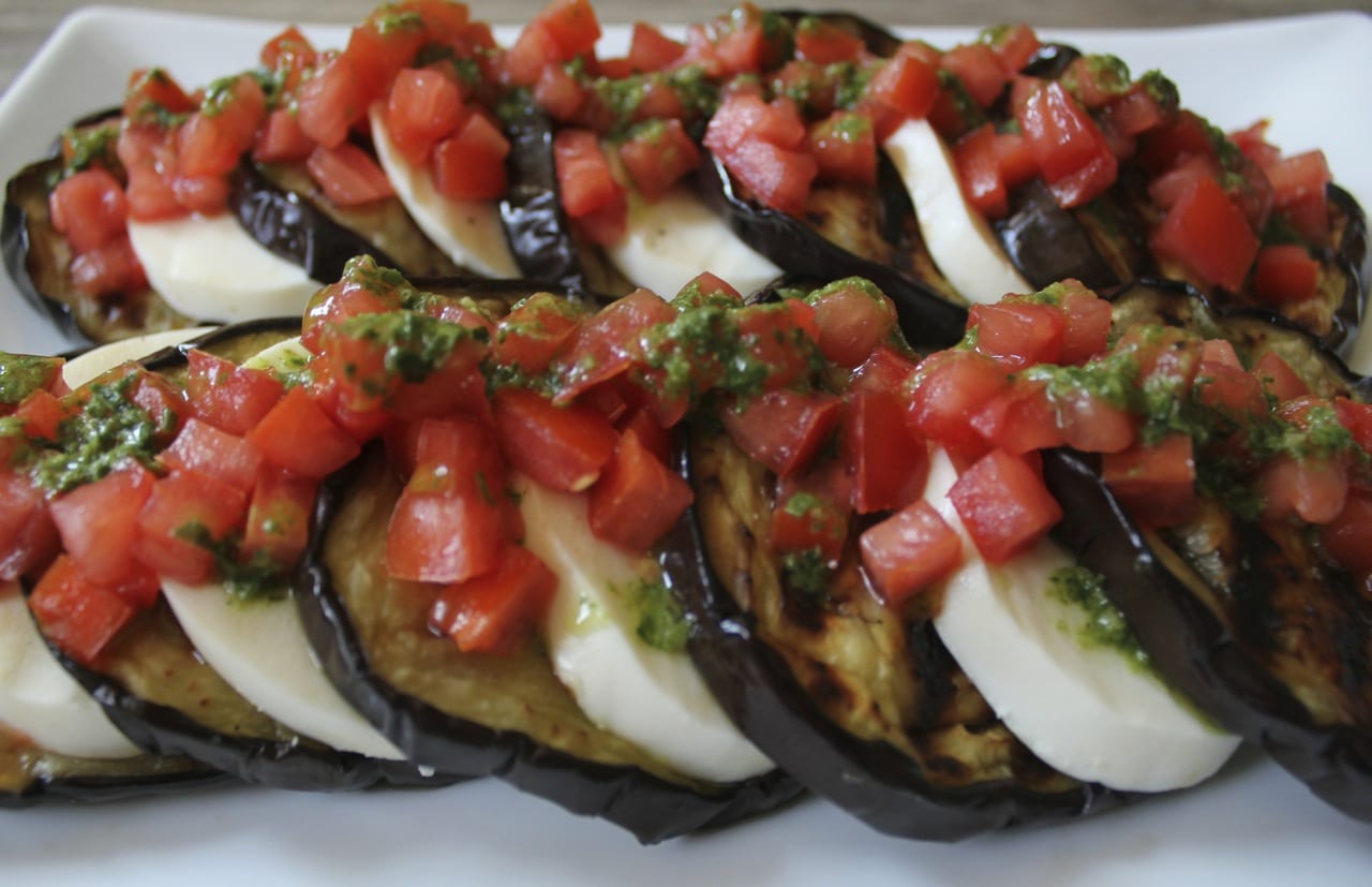 Grilled-eggplant-with-mozzarella-tomatoes-and-basil-vinaigrette-3, pinthis