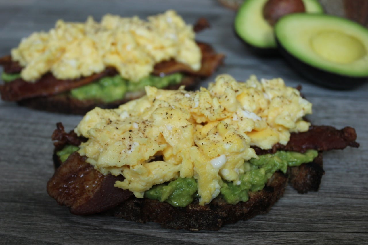 avocado-toast-with-spicy-maple-bacon-and-scrambled-eggs-6