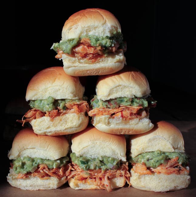 spicy-pulled-chicken-sliders-with-bacon-queso-guacamole-17