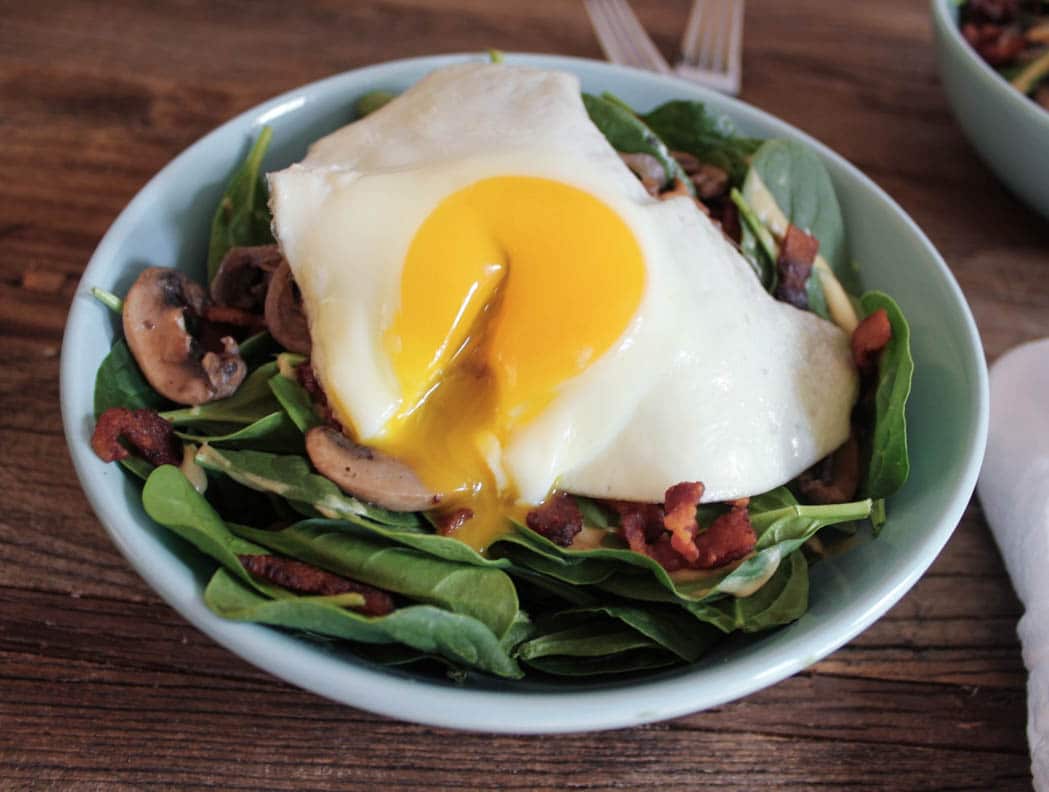 warm-spinach-salad-with-bacon-vinaigrette-and-a-fried-egg-5-4