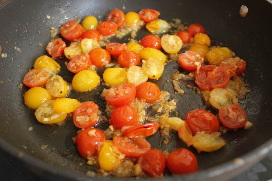zucchini-pasta-with-cherry-tomatoes-step-3