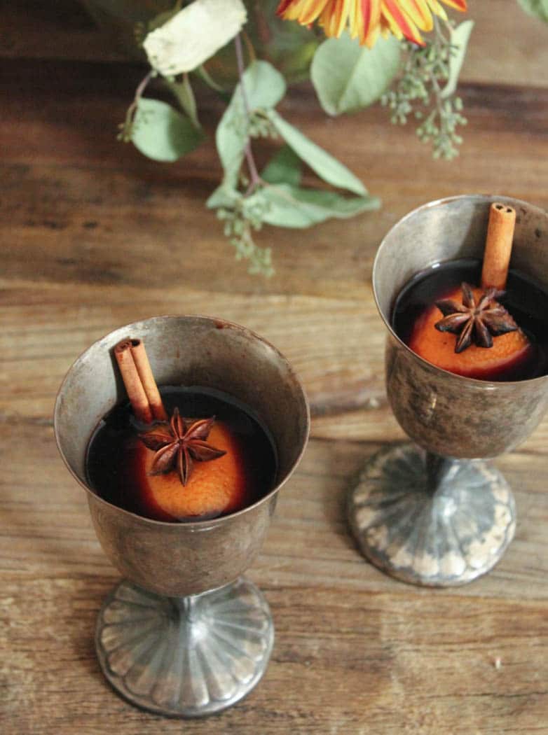 easy-mulled-wine-the-best-holiday-cocktail-9