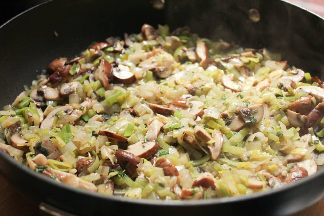 Mushroom-White-Bean-and-Brown-Rice-Casserole-With-Bacon-and-Gruyere-step-4
