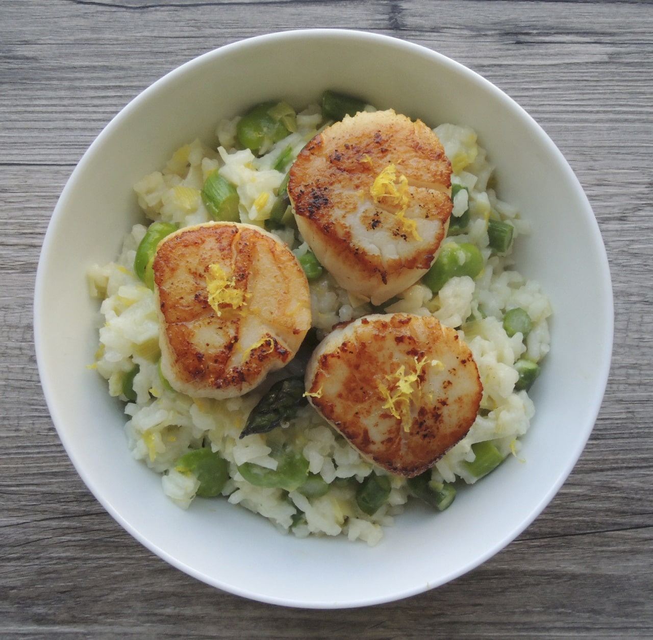best-spring-recipes-spring-vegetable-risotto-with-seared-scallops