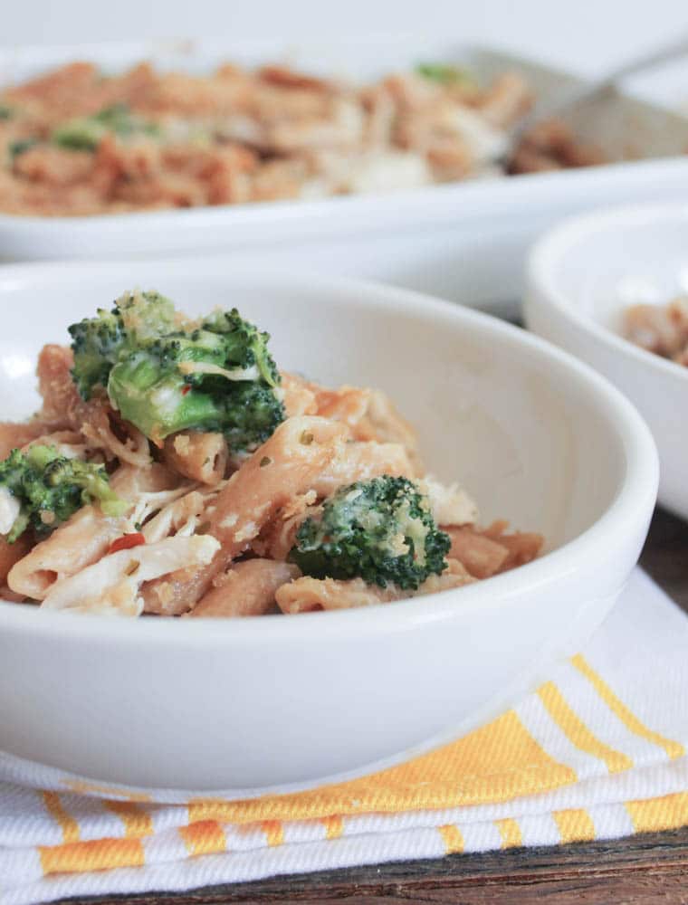 Cheesy-Baked-Whole-Wheat-Penne-with-Chicken-and-Broccoli-4