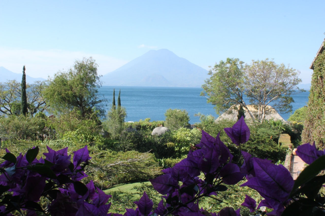 Lake-Atitlan-Panajachel-Guatemala