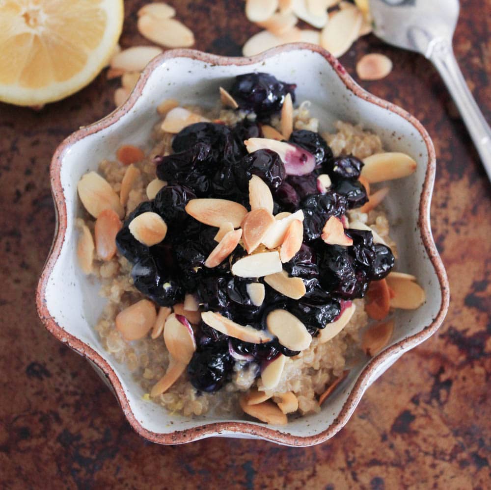 vegan-lemon-breakfast-quinoa-with-toasted-almonds-and-blueberry-compote-3