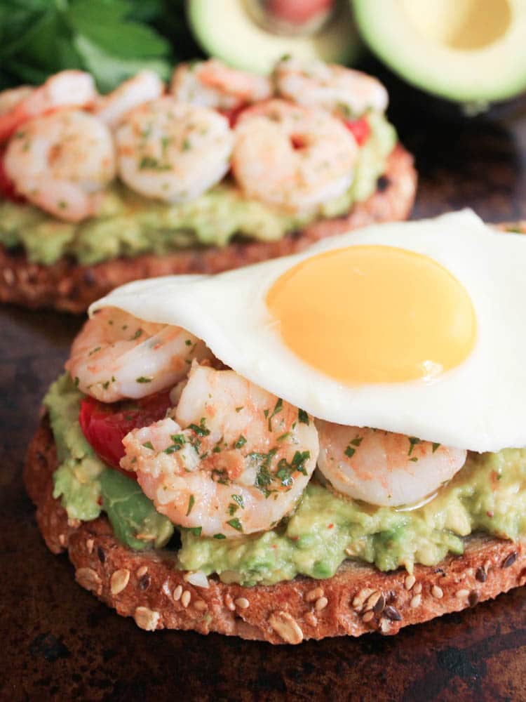 Avocado-Toast-with-Charred-Tomatoes-Garlic-Shrimp-and-Fried-Eggs-3