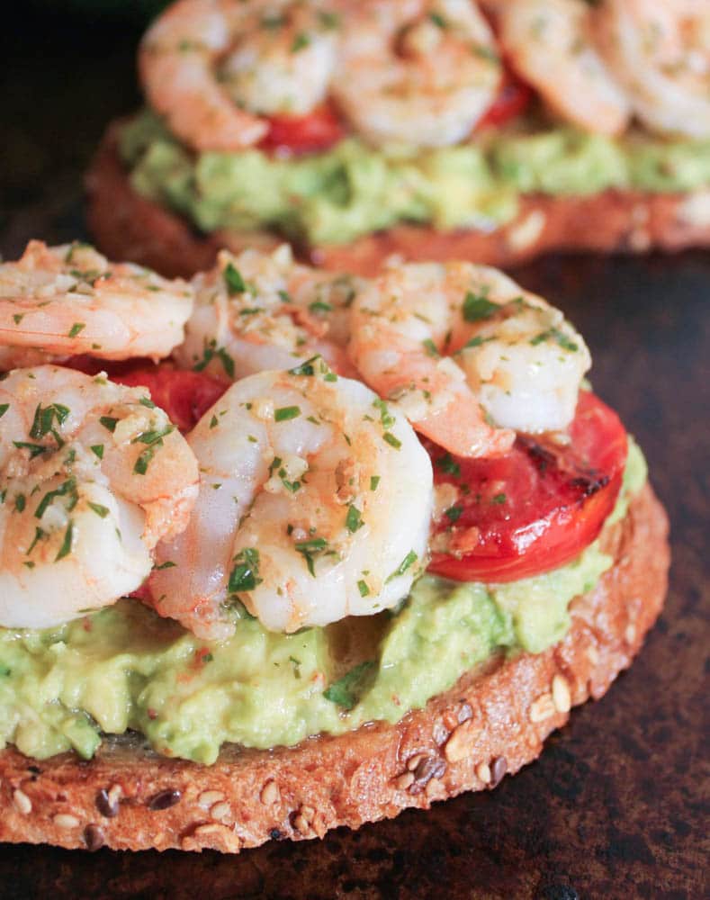 Avocado-Toast-with-Charred-Tomatoes-Garlic-Shrimp-and-Fried-Eggs-4