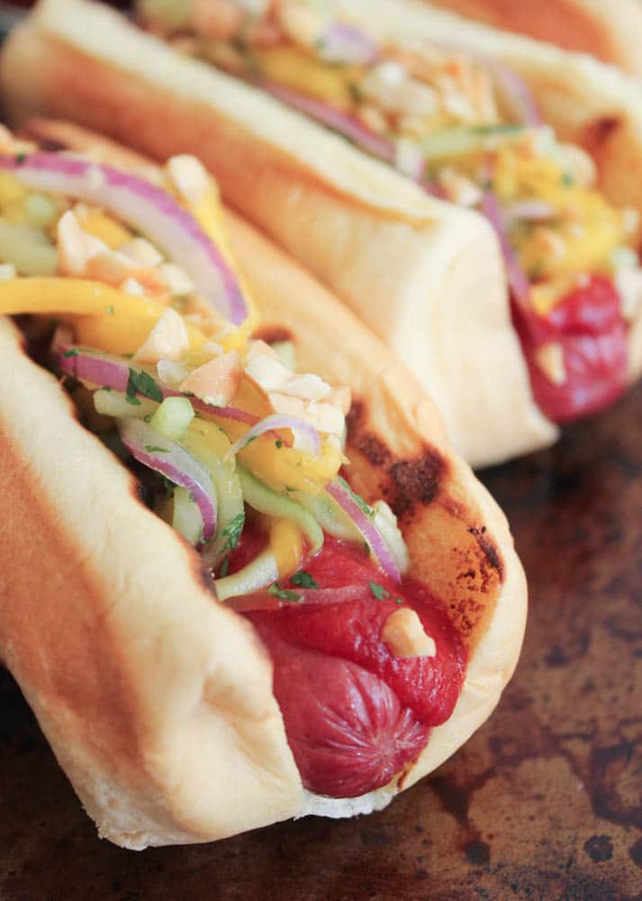 Grilled-Beef-Hot-Dogs-with-Mango-Cucumber-Slaw-and-Srirachup-3