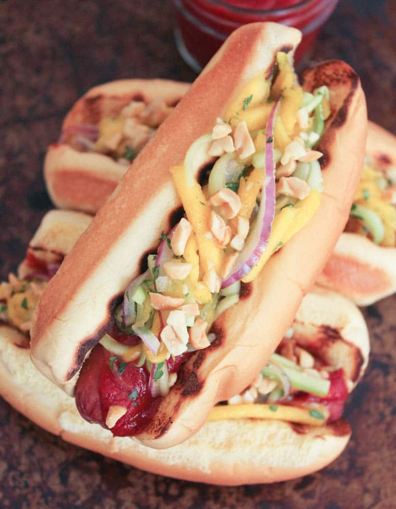 Grilled-Beef-Hot-Dogs-with-Mango-Cucumber-Slaw-and-Srirachup-7
