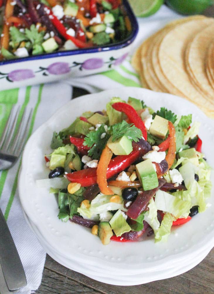 Healthy-Vegetable-Fajita-Salad-with-corn-black-beans-Chipotle-Vinaigrette-7