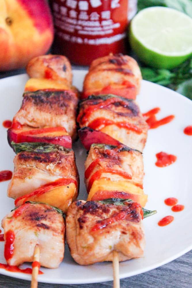 Sriracha-glazed-grilled-chicken-skewers-with-peaches-and-basil-4