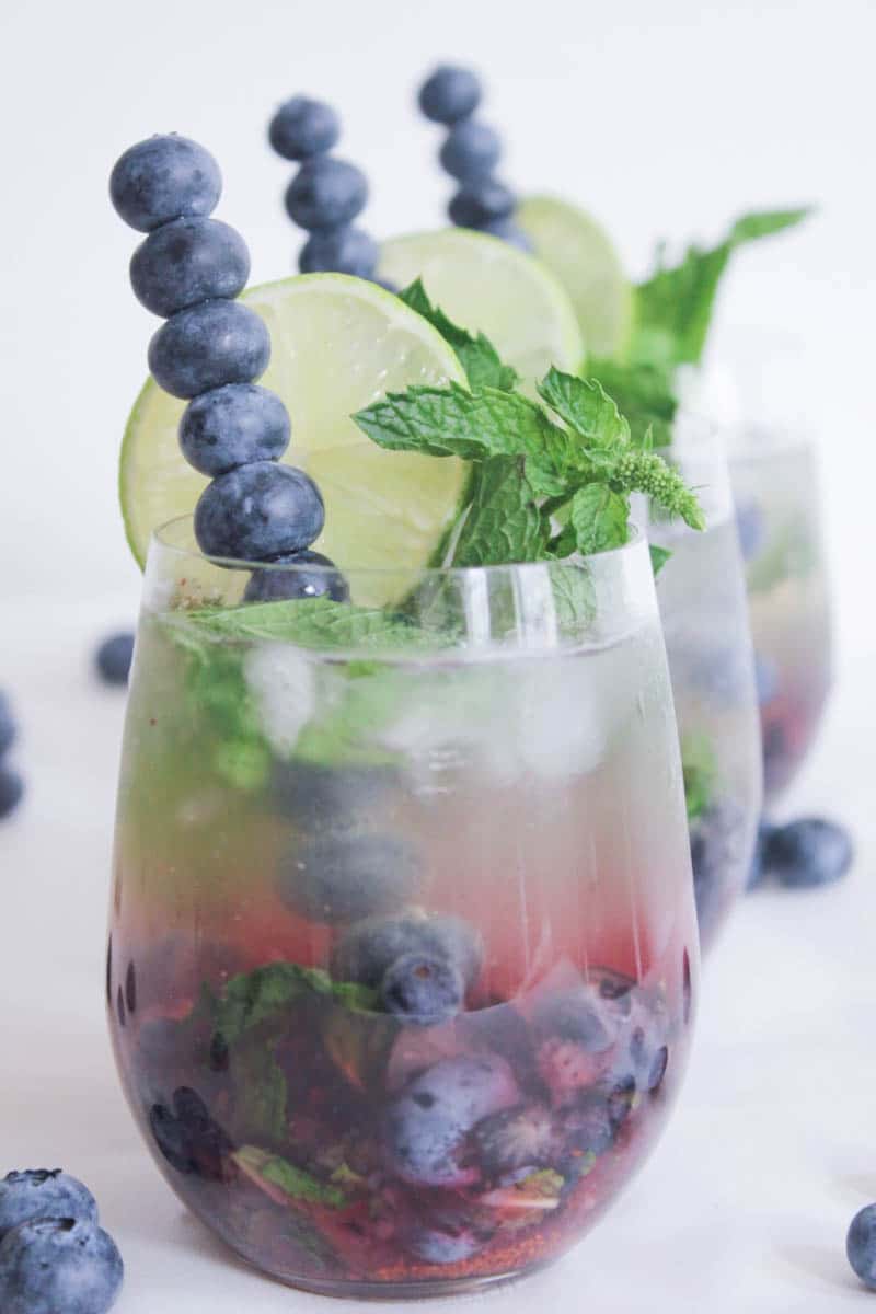Blueberry-Mojito-Royale-with-Champagne-2