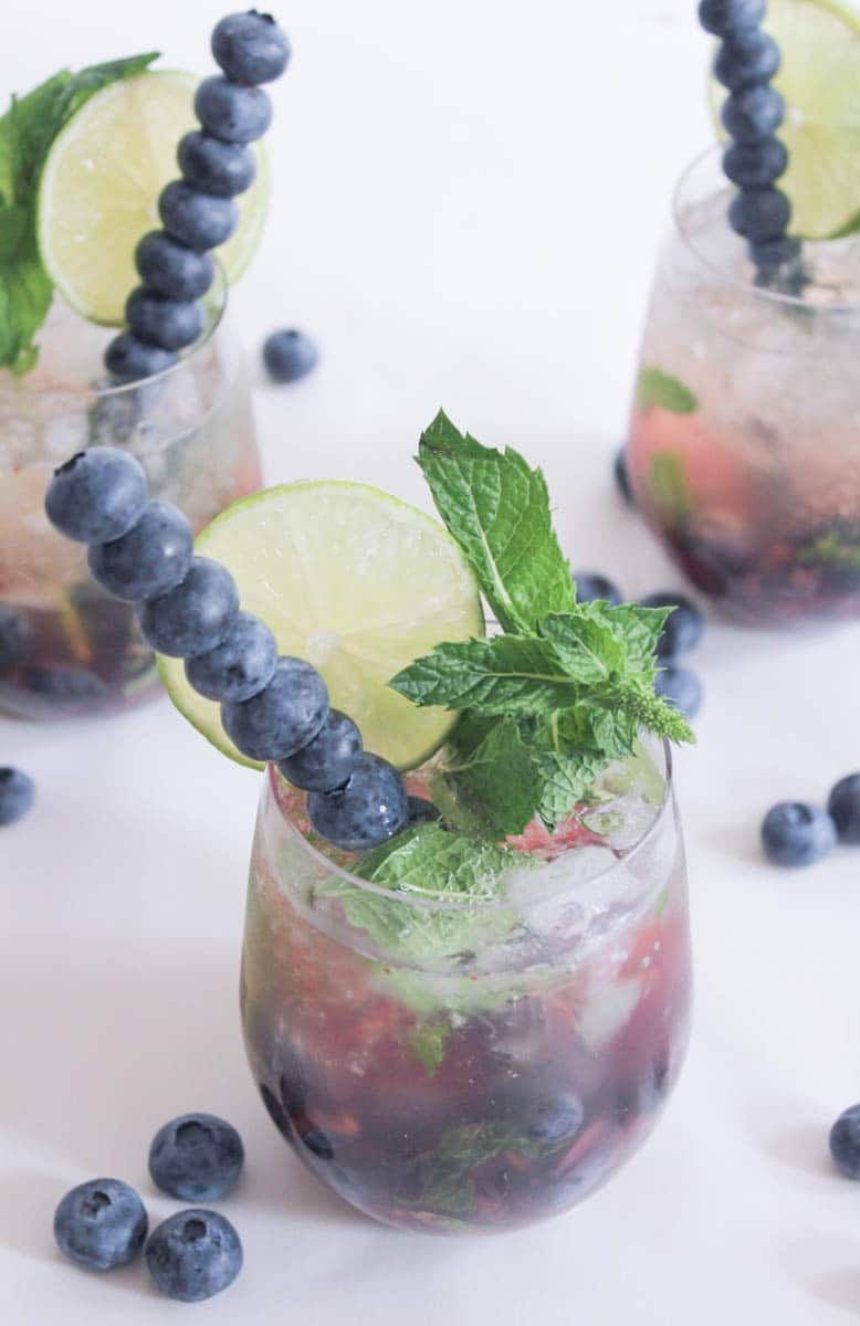 Blueberry-Mojito-Royale-with-Champagne-3
