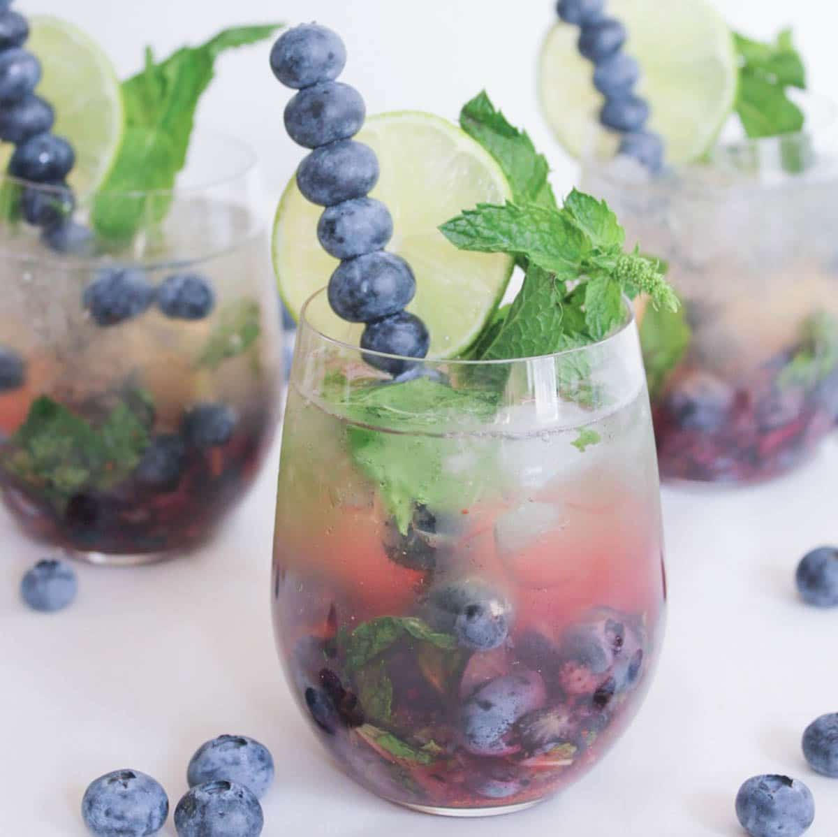 Blueberry-Mojito-Royale-with-Champagne-step-20