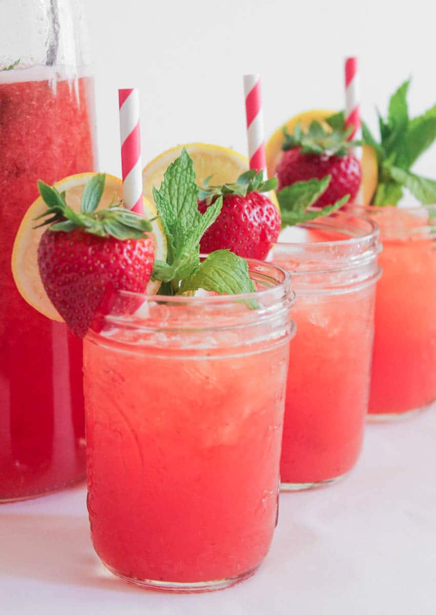 Roasted-Strawberry-Mint-Lemonade-1