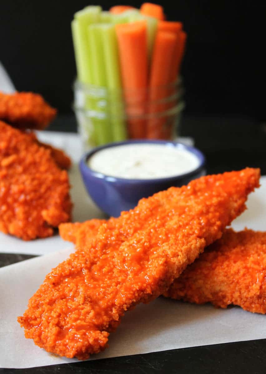 healthy-baked-buffalo-chicken-tenders-with-yogurt-ranch-dressing-2