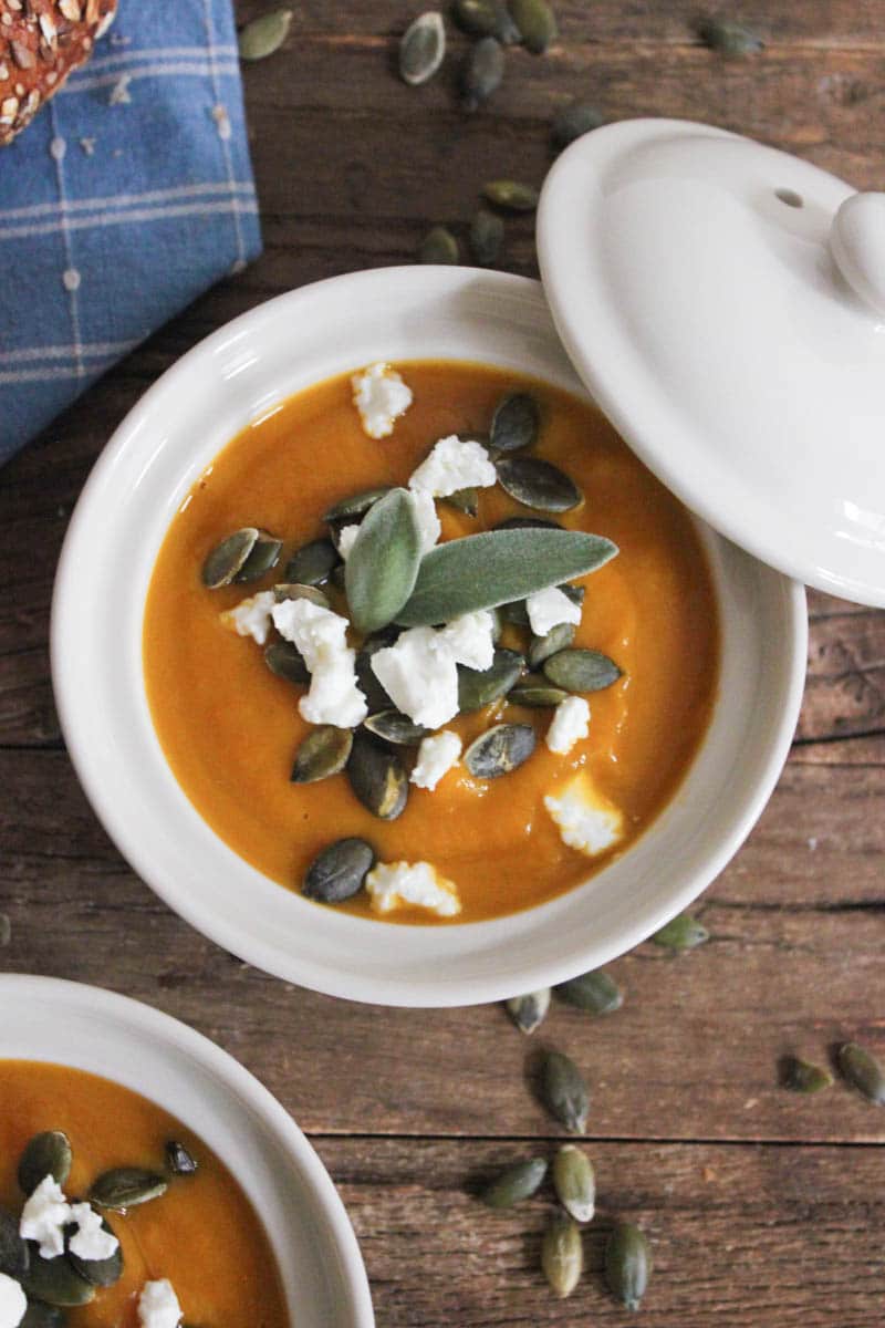 Butternut-Squash-Soup-with-Roasted-Garlic-Goat-Cheese-and-Pepitas-3