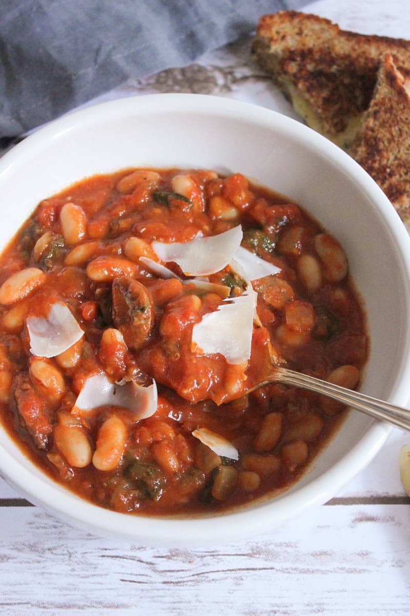tomato-and-white-bean-stew-with-chicken-sausage-4