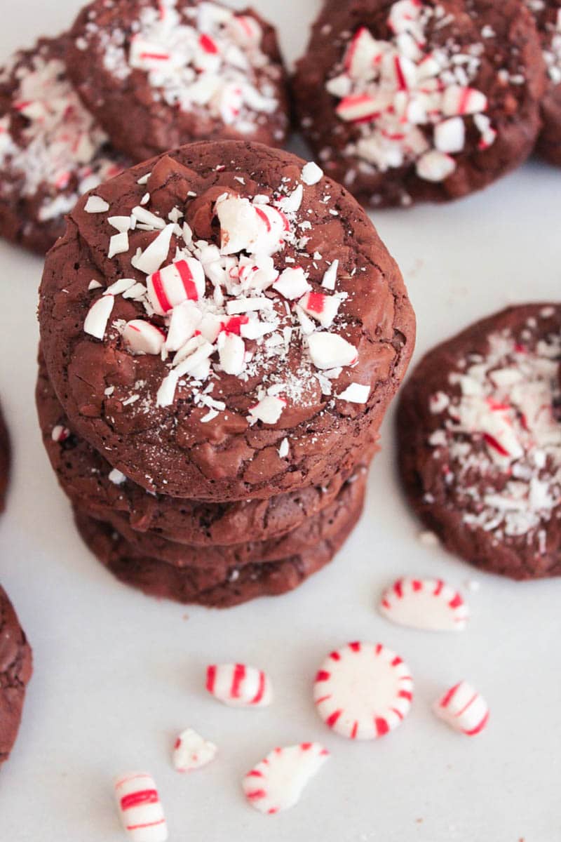 white-chocolate-peppermint-brownie-cookies-4