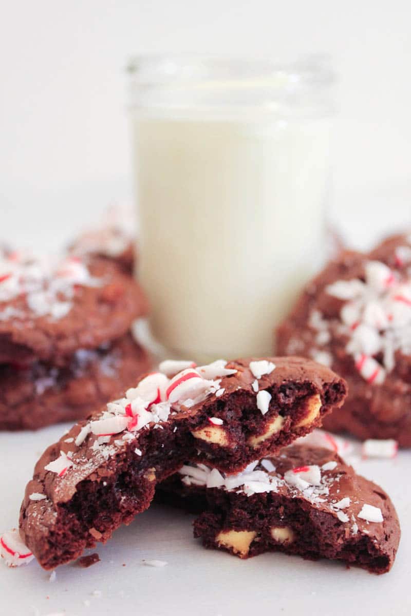 white-chocolate-peppermint-brownie-cookies-7