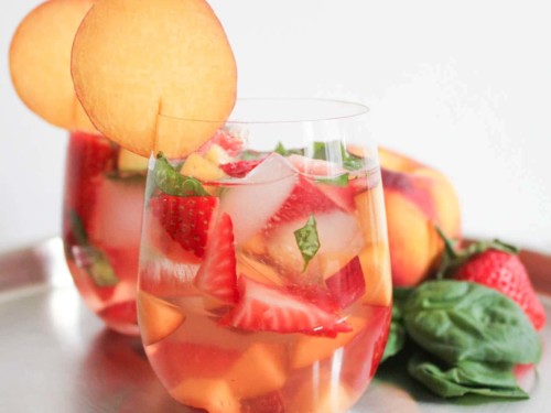 https://domesticate-me.com/wp-content/uploads/2015/01/rose-sangria-14-500x375.jpg