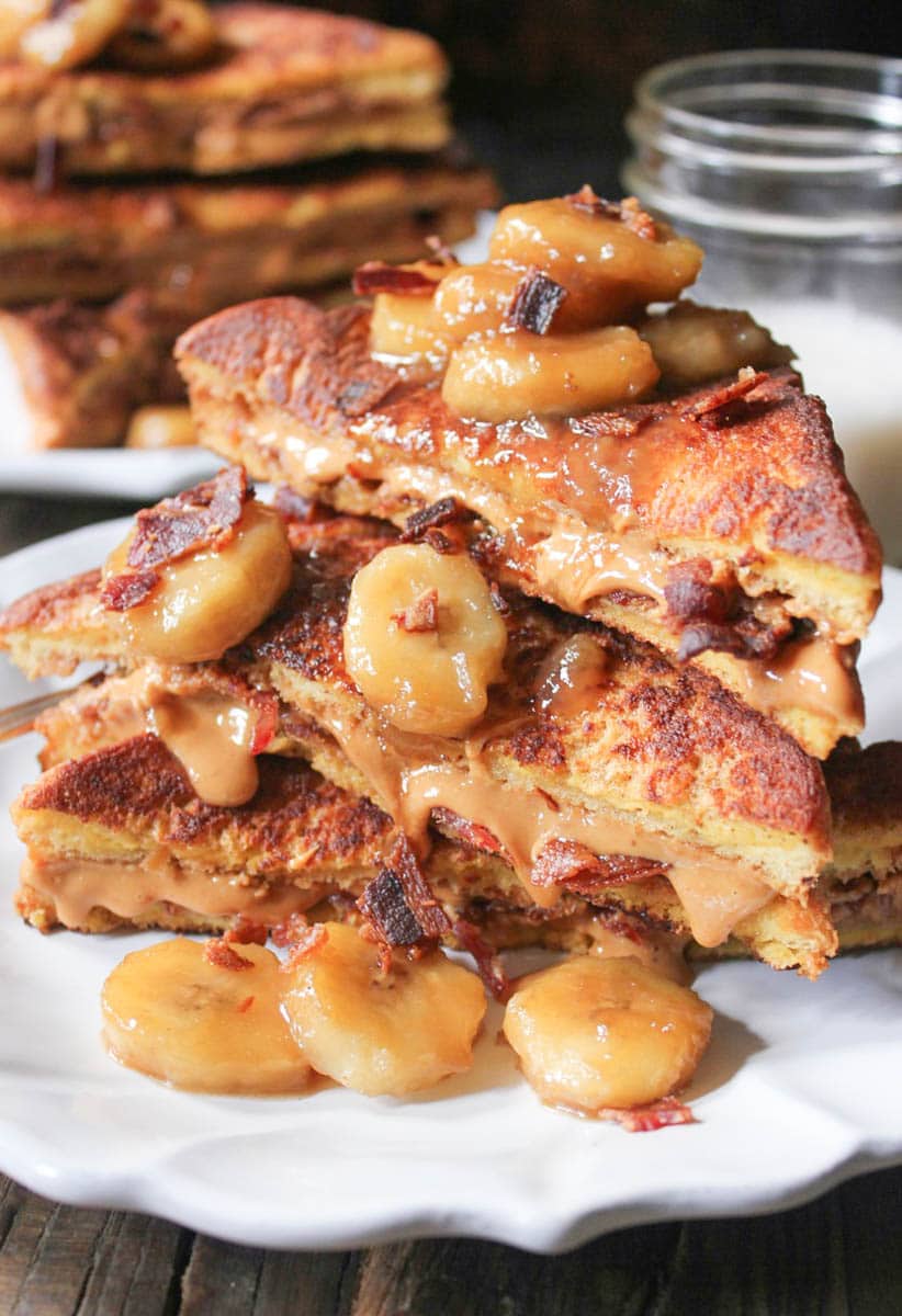 peanut-butter-and-bacon-stuffed-french-toast-with-caramelized-bananas-3