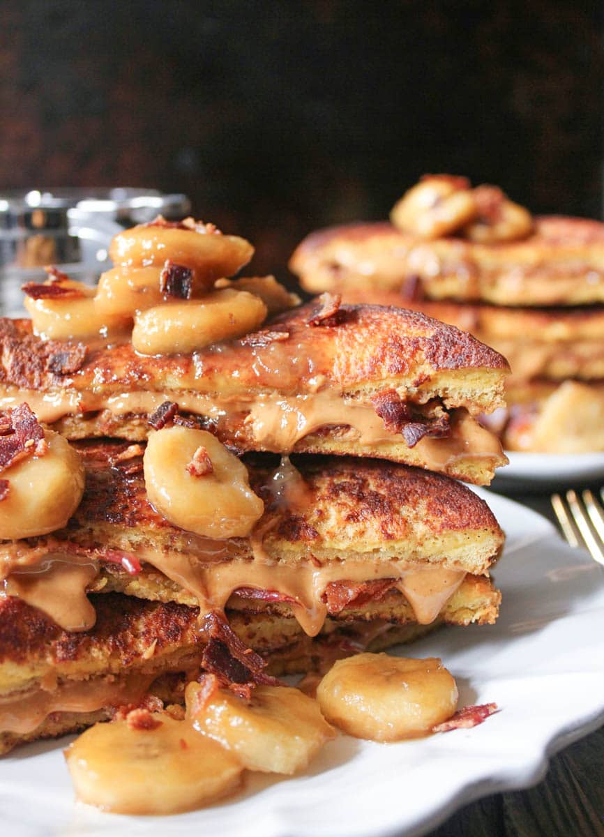 peanut-butter-and-bacon-stuffed-french-toast-with-caramelized-bananas-5