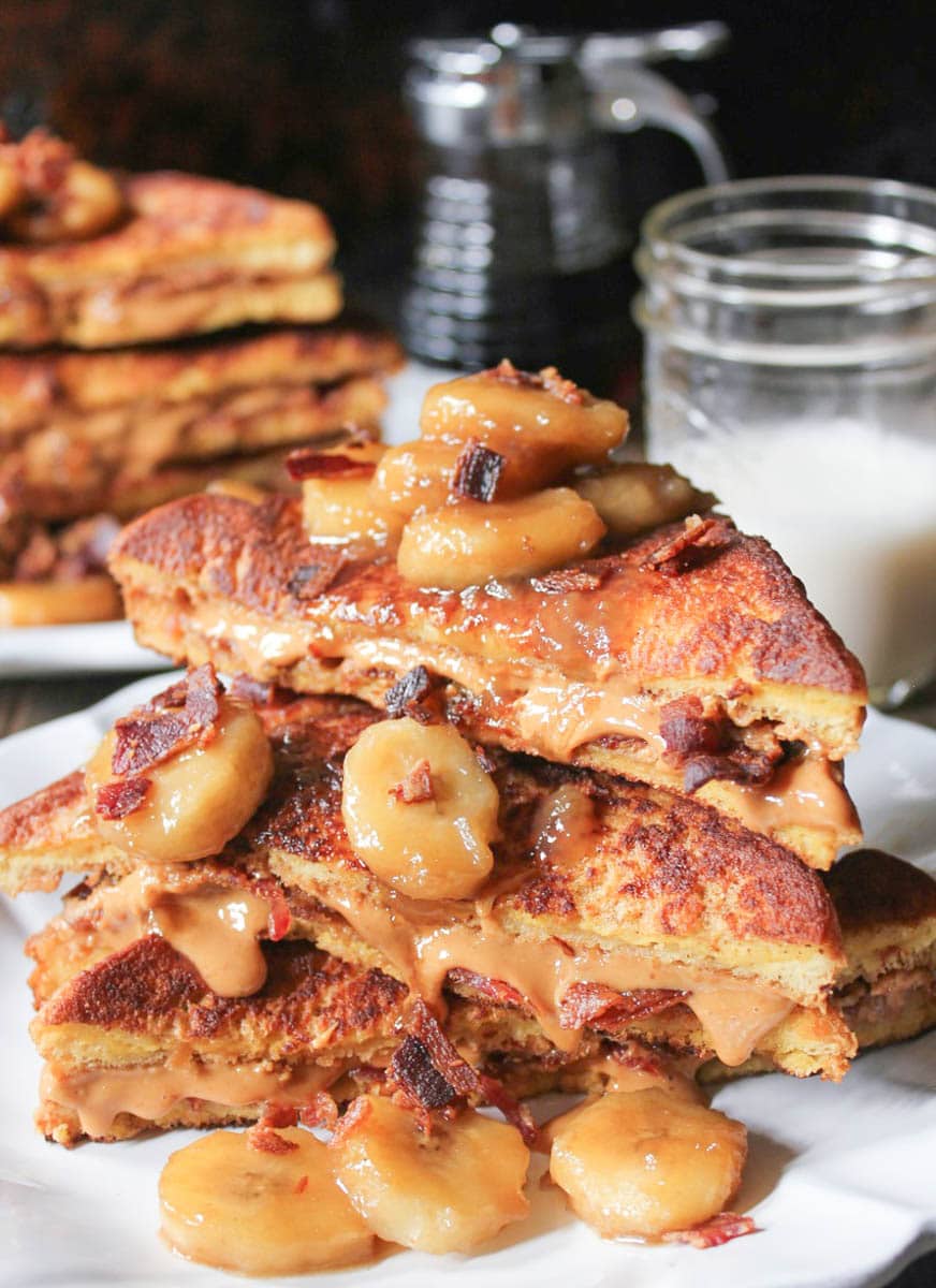 peanut-butter-and-bacon-stuffed-french-toast-with-caramelized-bananas