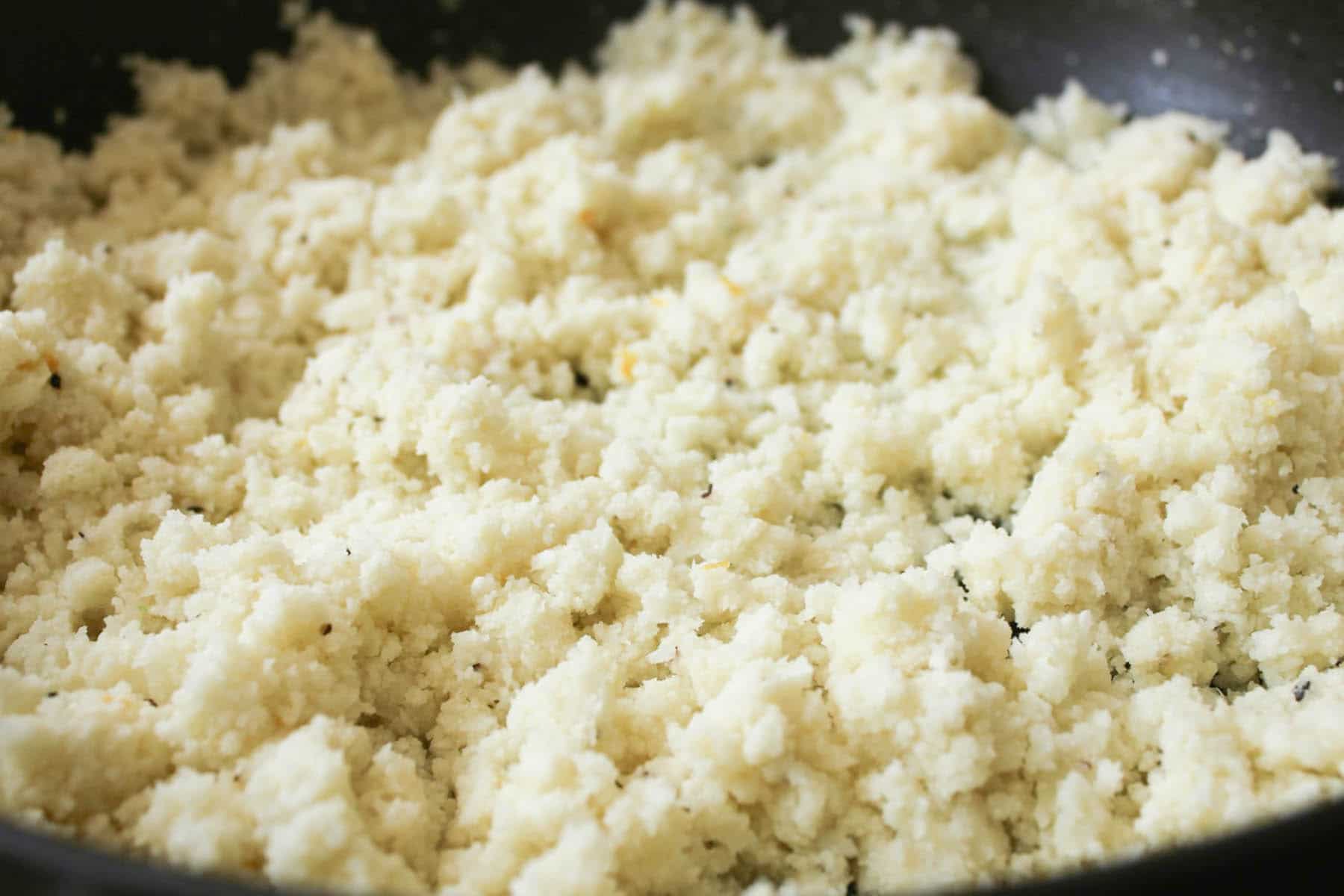 vegan-cauliflower-rice-bowl-with-arugula-pesto-step-4