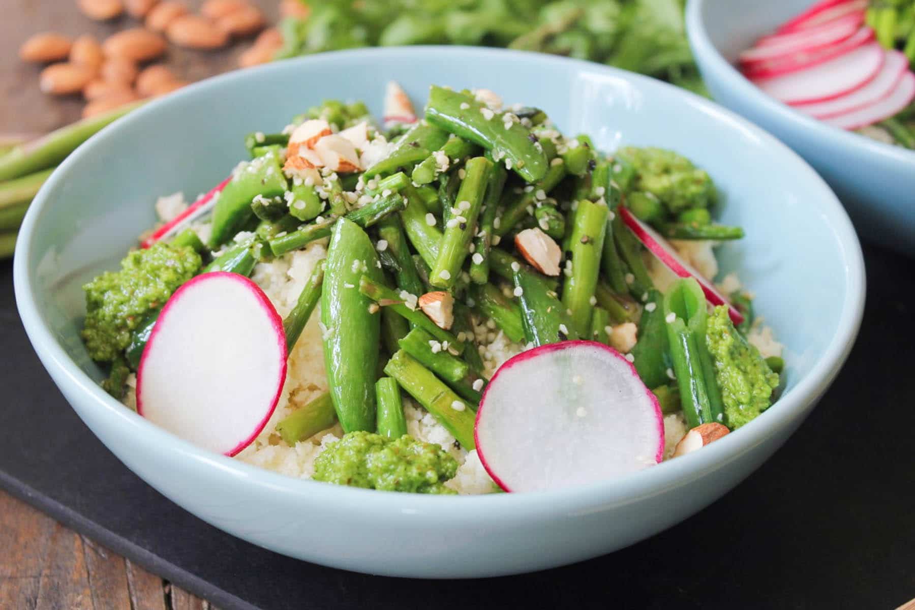 vegan-cauliflower-rice-bowl-with-arugula-pesto-step-8