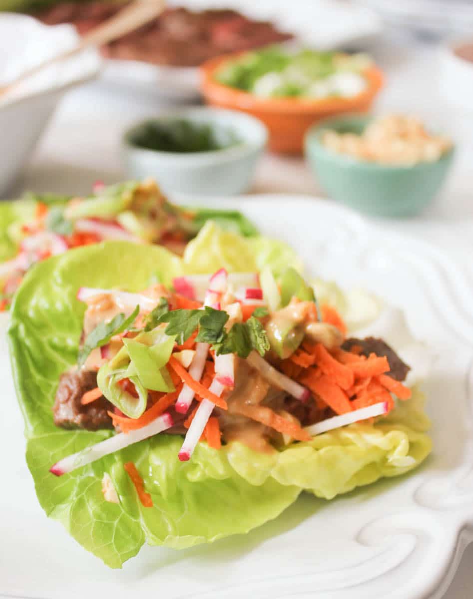 Lettuce-Wraps-with-Five-Spice-Flank-Steak-and-Peanut-Sauce-4