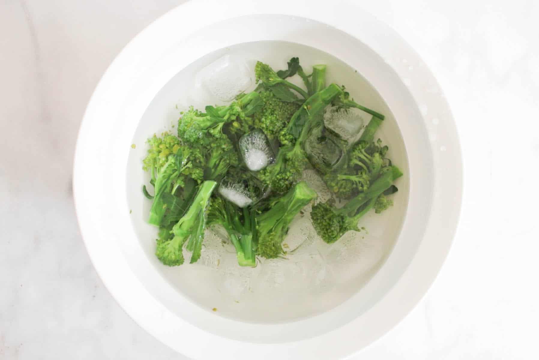 Torcetti-with-Broccoli-Rabe-Pesto-and-Fresh-Mozzarella-step-2