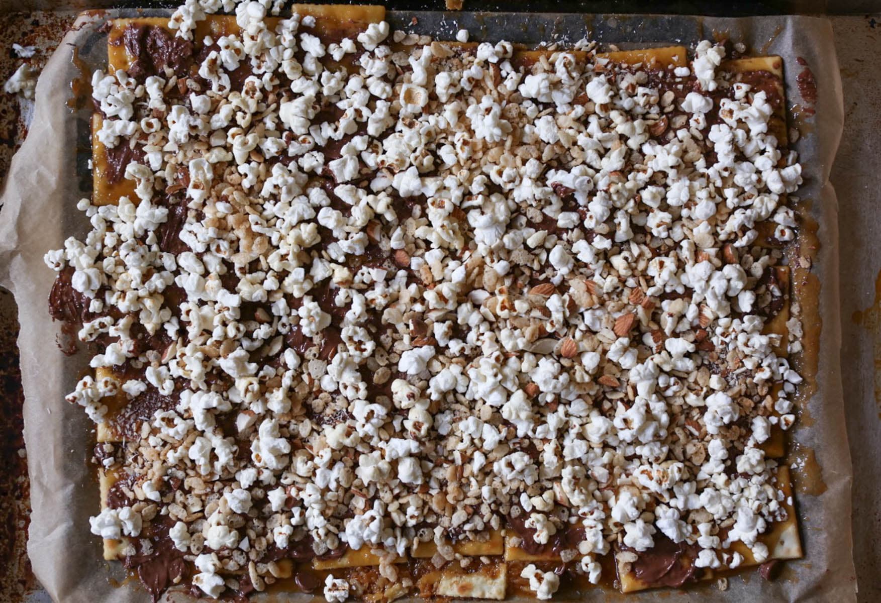 Fully-Loaded-Toffee-Saltines-step-4