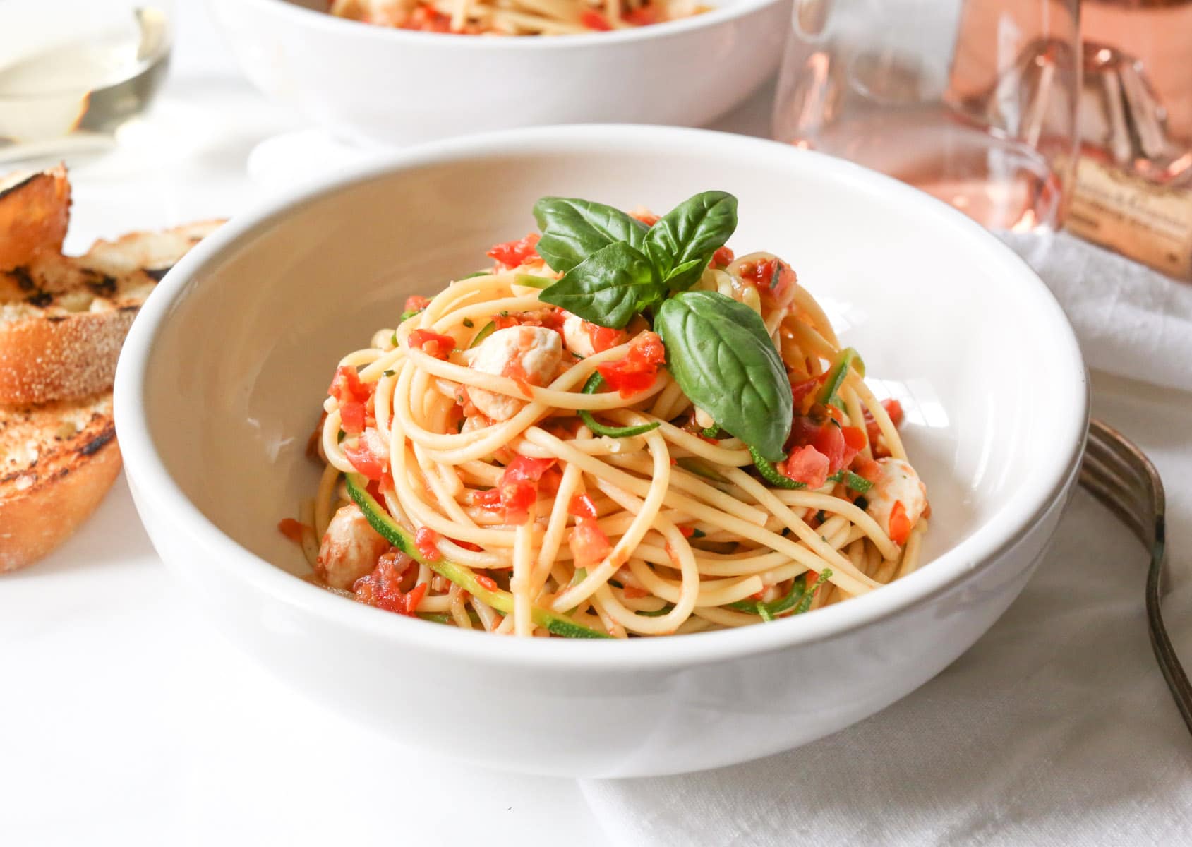 Spaghetti-with-Zucchini-Cherry-Tomato-Sauce-and-Fresh-Mozzarella-7