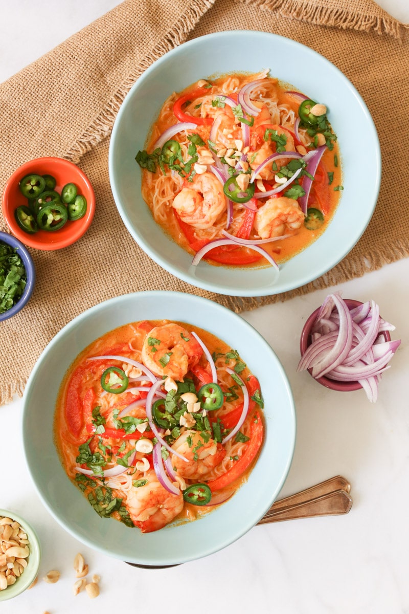 thai-red-curry-with-shrimp-and-rice-noodles-13