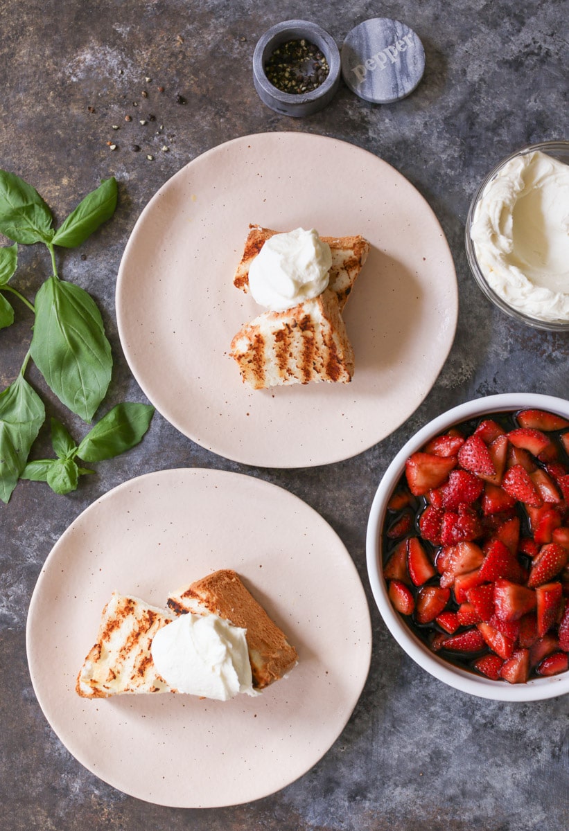 Grilled-Angel-Food-Cake-Whipped-Mascarpone-Balsamic-Strawberries-4
