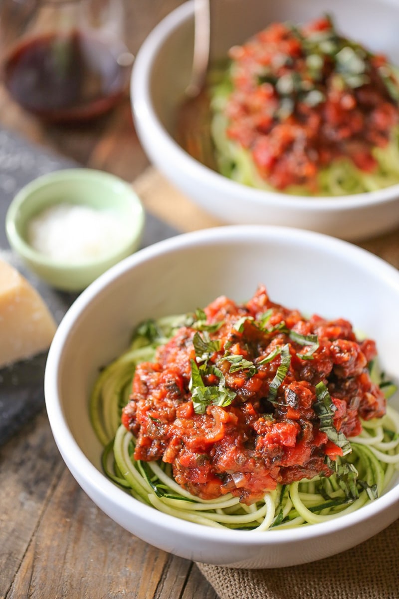 zucchini-noodles-with-vegan-portobello-bolognese