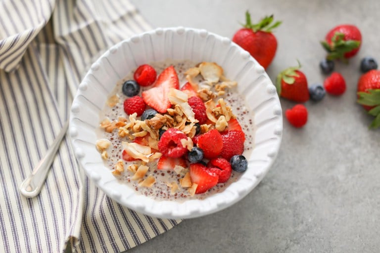 coco-berry quinoa breakfast bowls