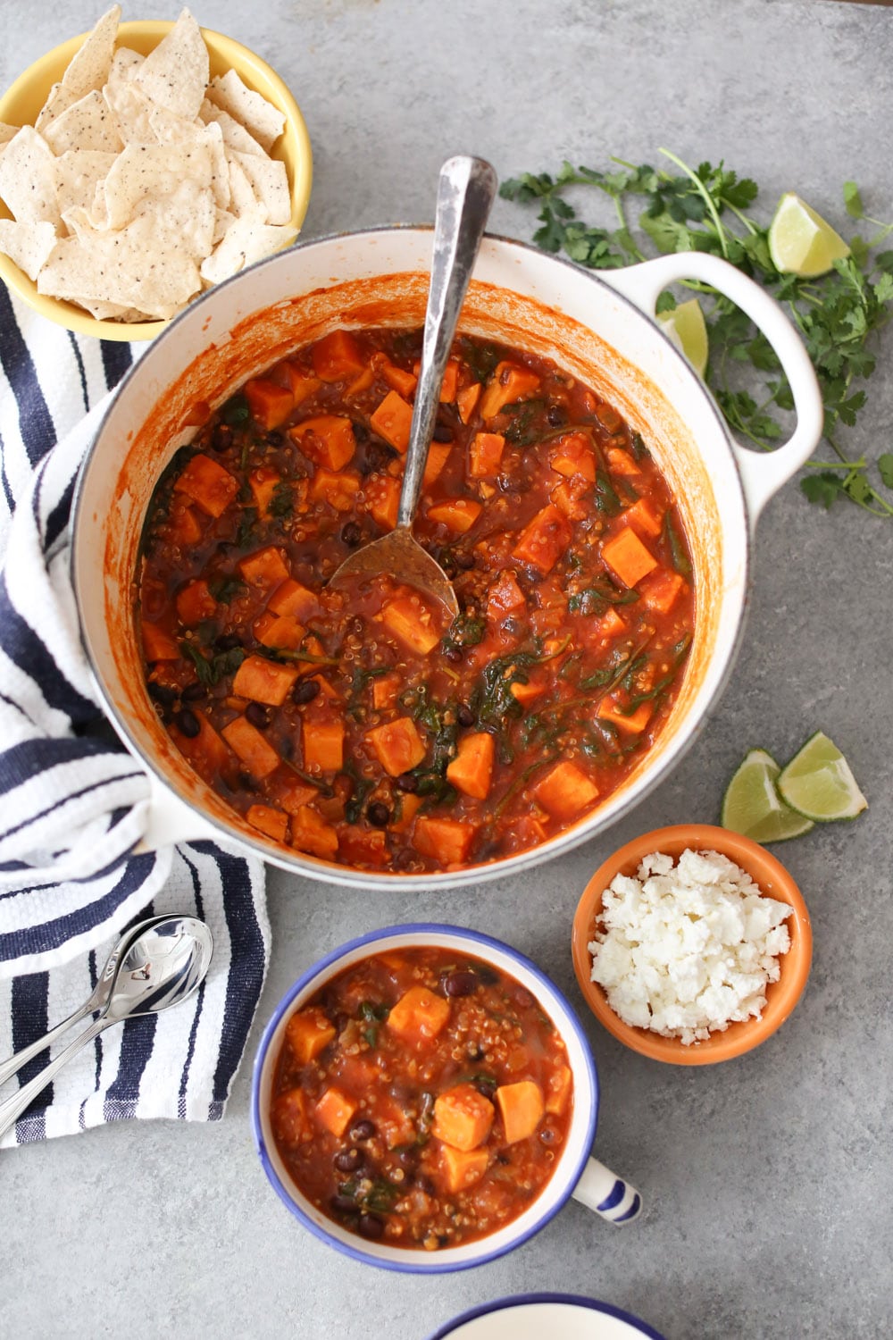 https://domesticate-me.com/wp-content/uploads/2019/03/Mexican-Sweet-Potato-Black-Bean-Stew-with-Quinoa-and-Kale-7.jpg